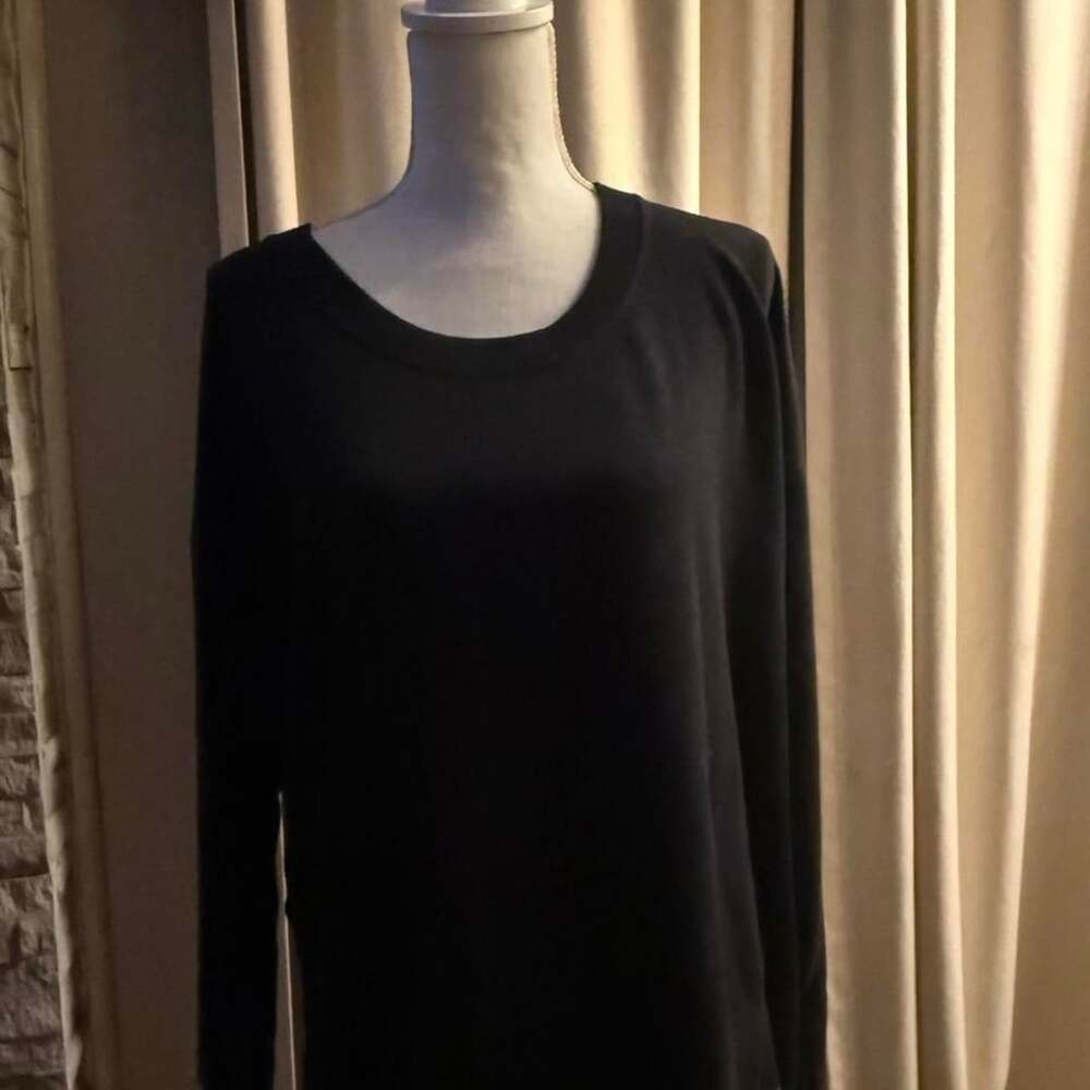 Athleta Long Sleeve Top Size M Black Relaxed Fit